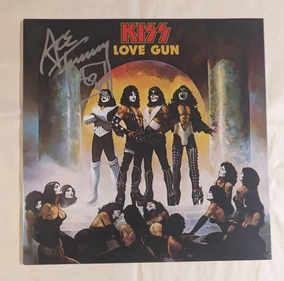 KISS LOVE GUN サイン入り KISSONLINE KISS ACE FREHLEY signed LOVE GUN LP KOL EX colored