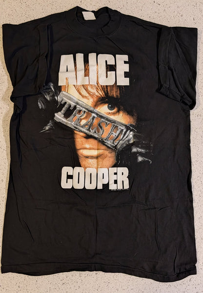 KISS Eric Singer Owned ALICE COOPER TRASHES JAPAN 1990 T-SHIRT New Unused  Personal Collection