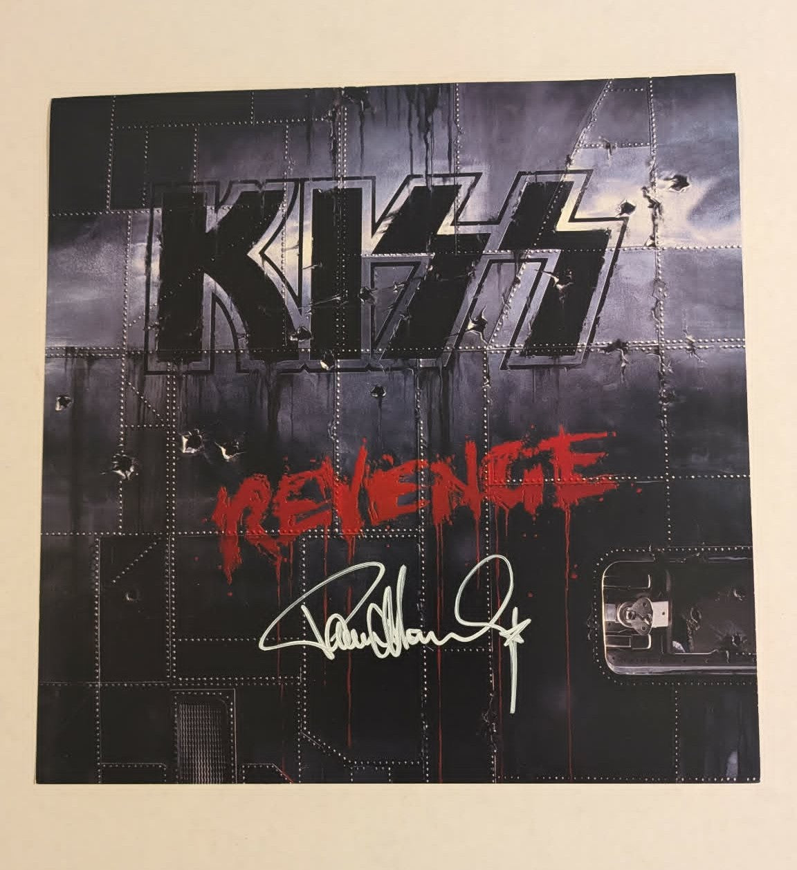 REVENGE – KISS Haven