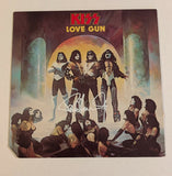 KISS PAUL STANLEY signed KISS LOVE GUN LP COMPLETE Original 70s Pressing Paul Stanley Owned