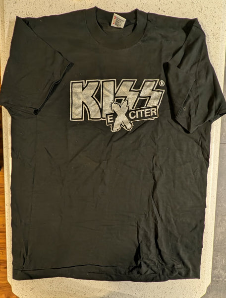 KISS Eric Singer Owned KISS EXCITER FAN CLUB T-SHIRT New Unused  Personal Collection XL